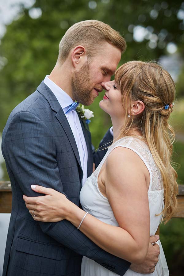 Hochzeitsfotograf Herford. Emotionale Hochzeitsfotos, Paarfotos, Hochzeitsreportagen. Herford, Bünde Bielefeld, OWL, NRW, Osnabrück, Paderborn und weltweit!