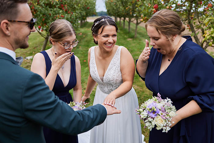 Hochzeitsfotograf Herford. Emotionale Hochzeitsfotos, Paarfotos, Hochzeitsreportagen. Herford, Bünde Bielefeld, OWL, NRW, Osnabrück, Paderborn und weltweit!